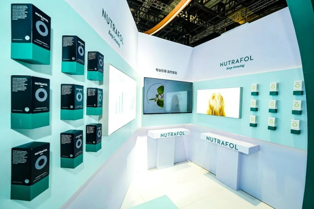 武漢會展設(shè)計搭建公司領(lǐng)你看最具有創(chuàng)意00家企業(yè)展臺的2023進(jìn)博會(聯(lián)合利華展臺)2